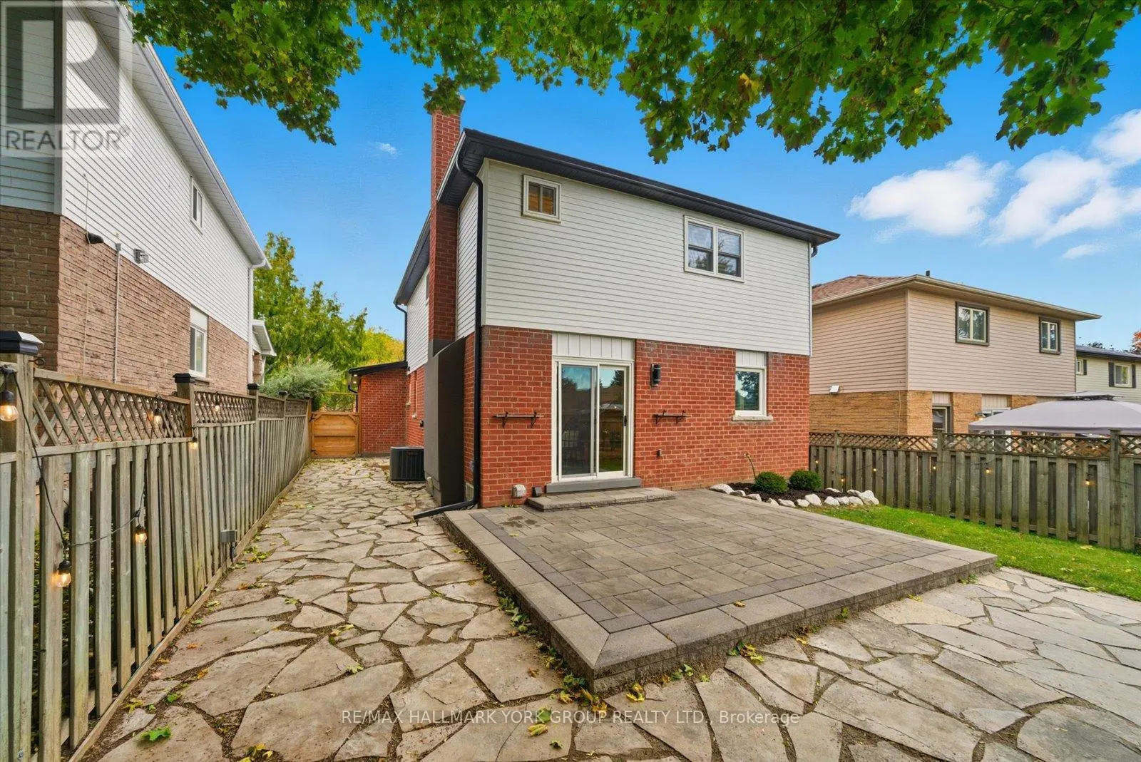 234 BILLINGS CRESCENT