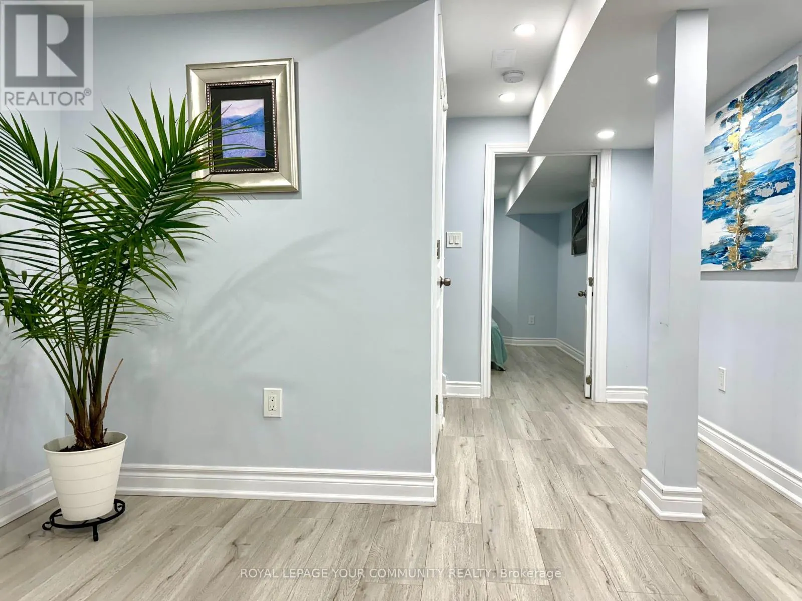LOWER - 51 CAYTON CRESCENT