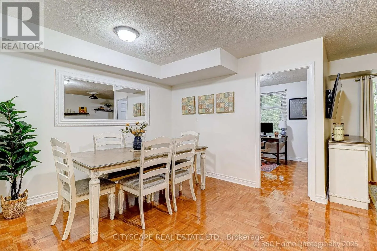 101 - 245 PINEGROVE ROAD