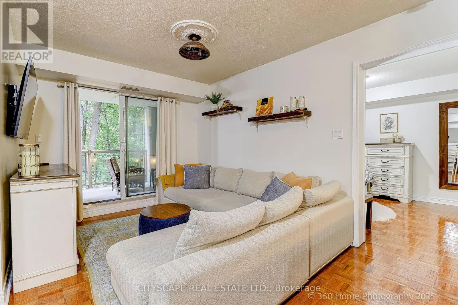 101 - 245 PINEGROVE ROAD