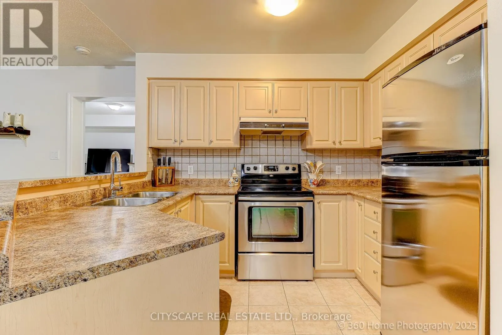 101 - 245 PINEGROVE ROAD
