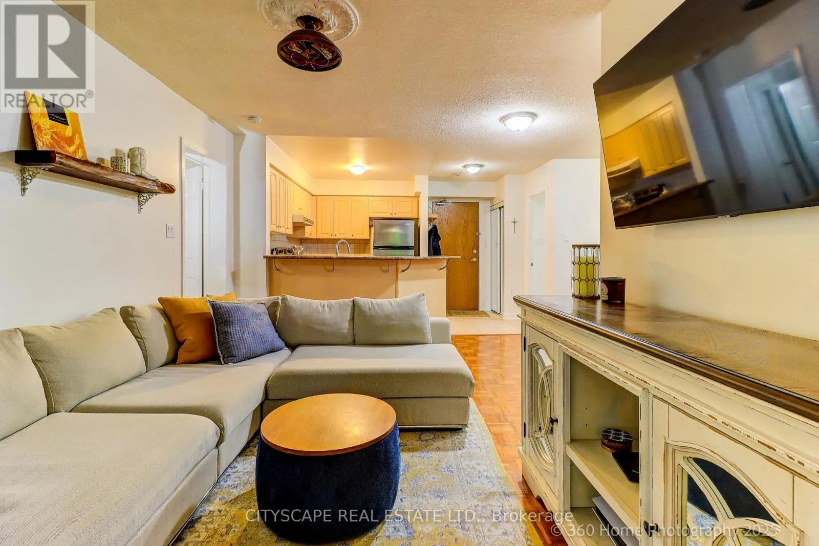101 - 245 PINEGROVE ROAD
