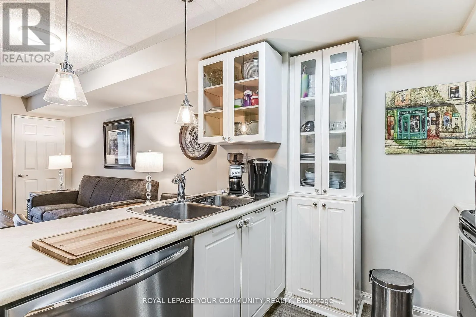 101 - 250 PINE GROVE ROAD