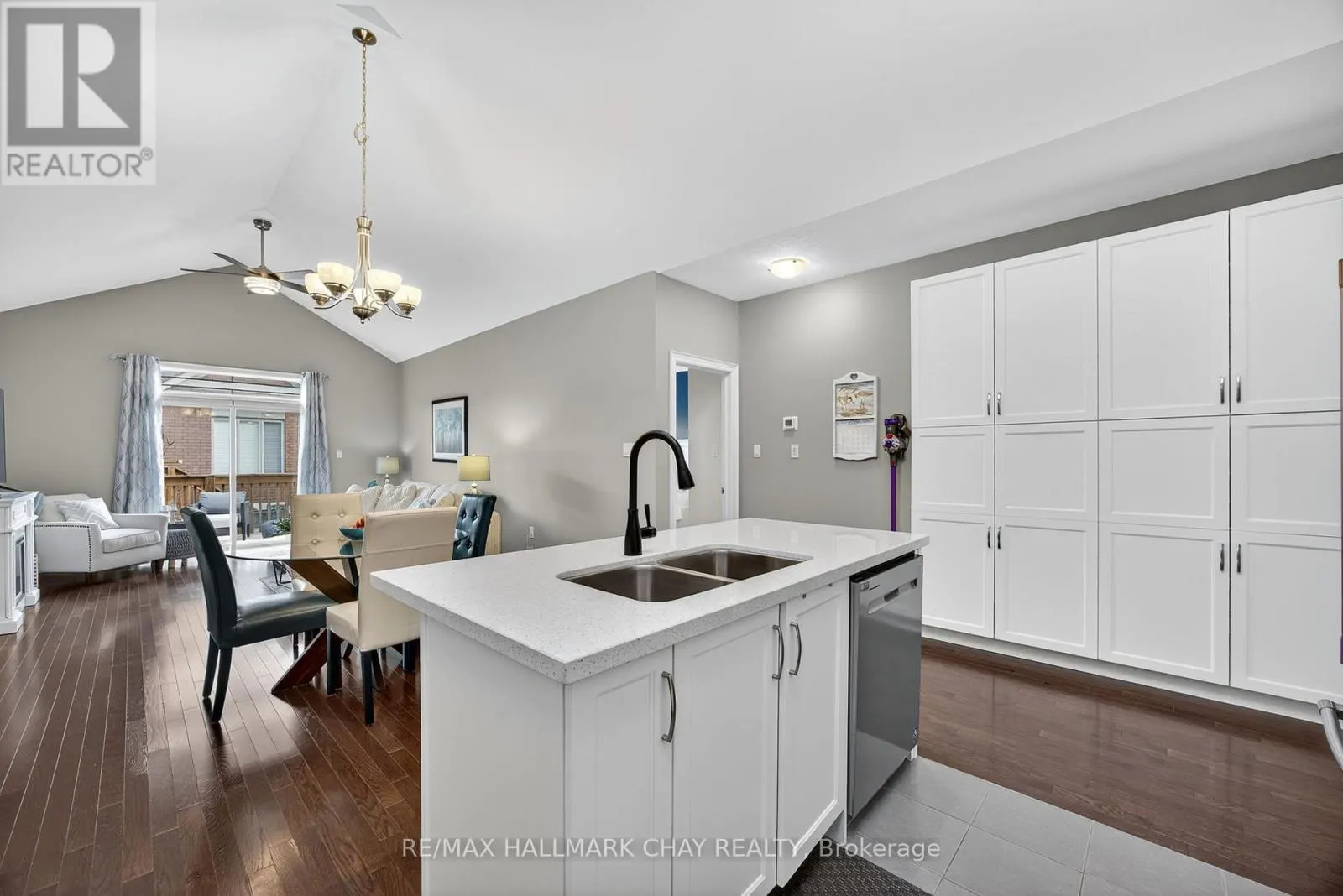 63 SUMMERHILL DRIVE