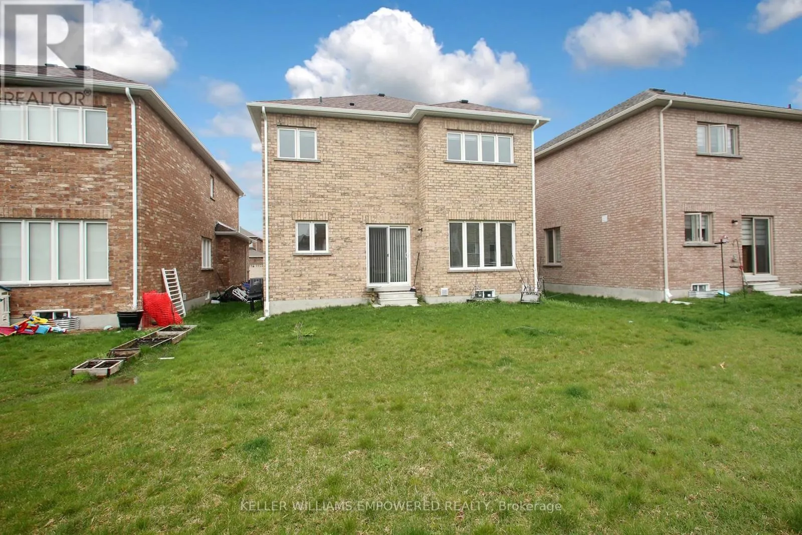 23 FURNISS STREET