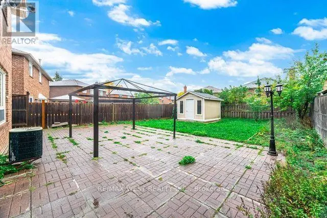 86 DINA ROAD