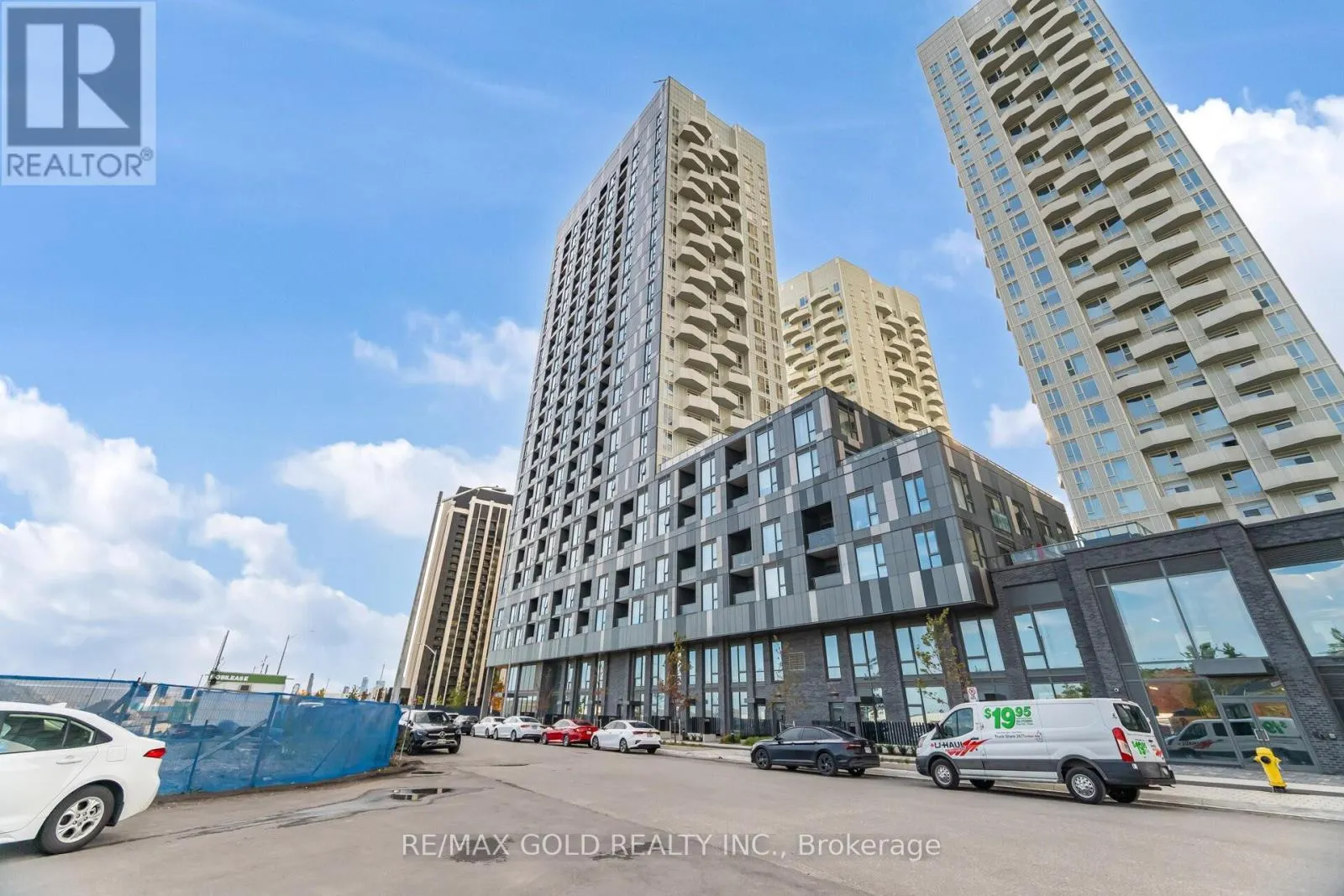 311 - 474 CALDARI ROAD