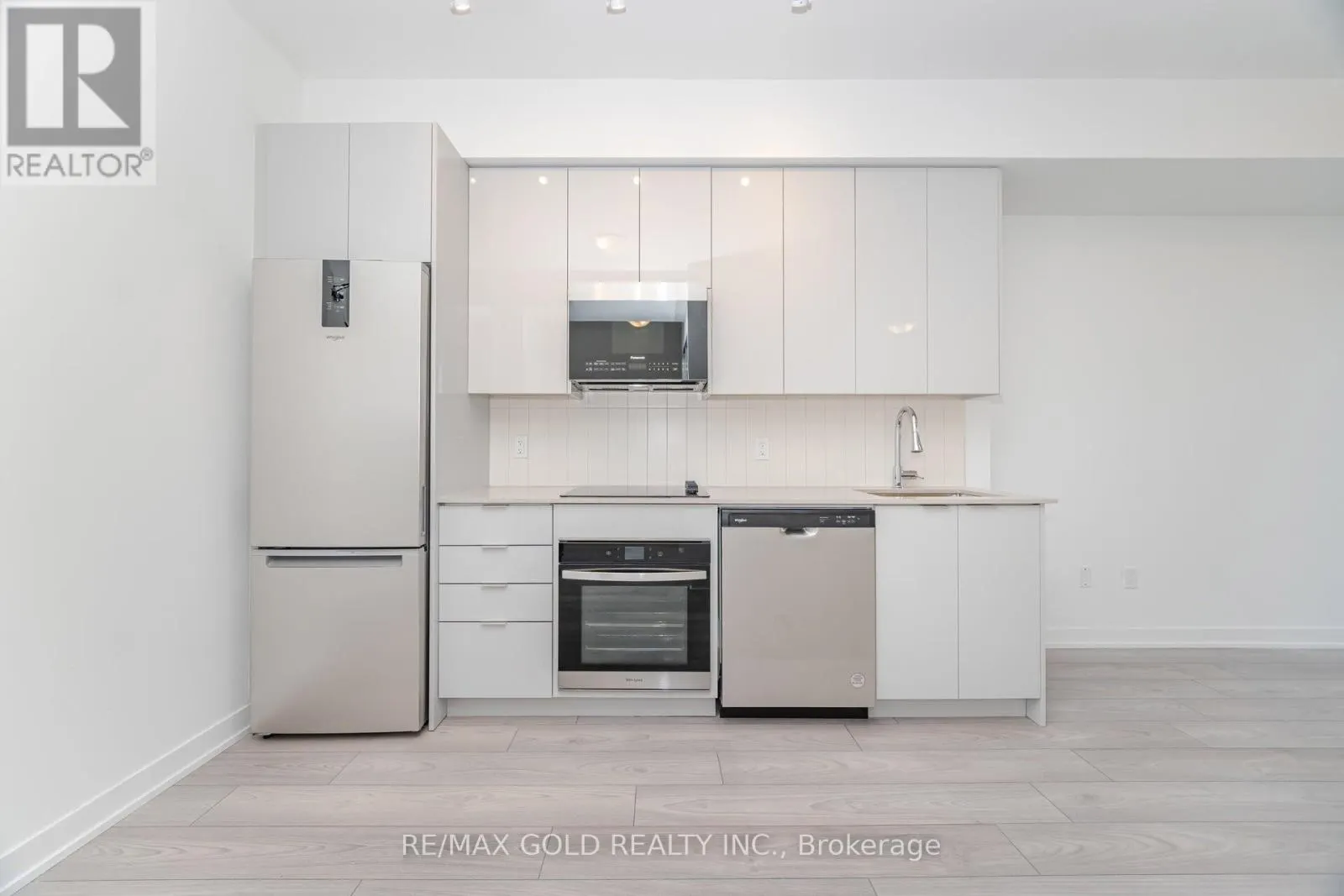 311 - 474 CALDARI ROAD