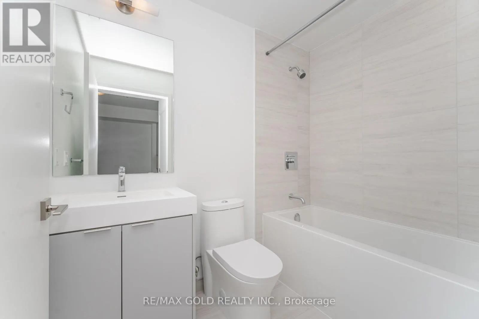 311 - 474 CALDARI ROAD
