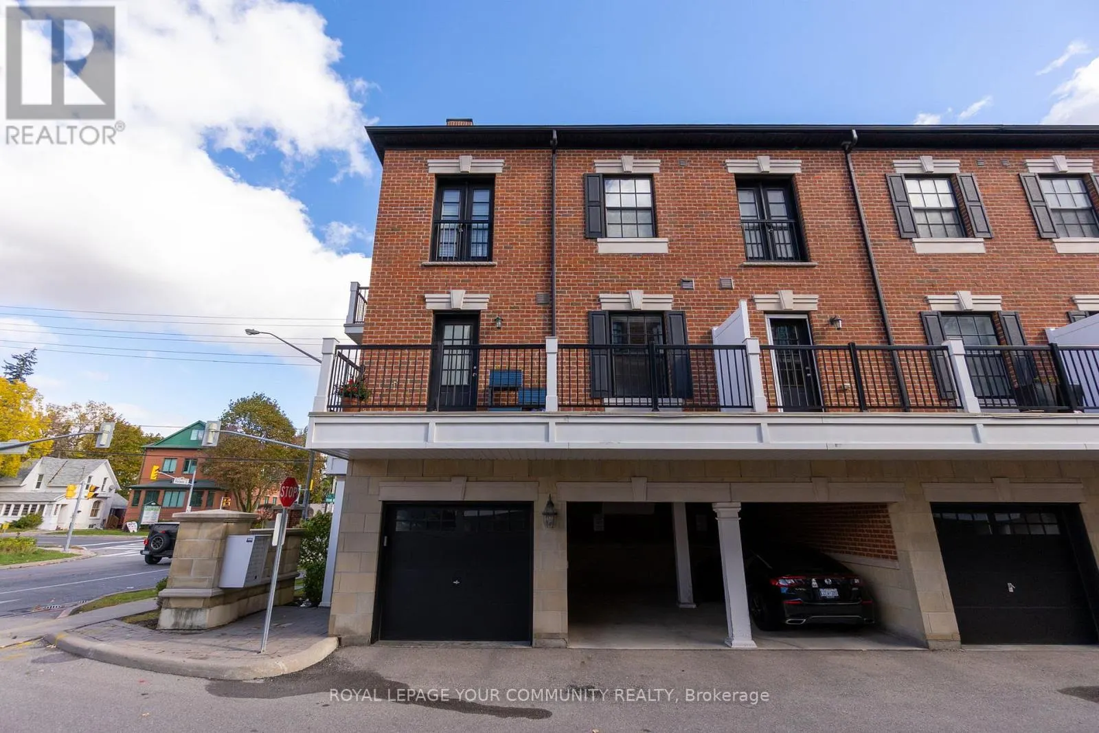 8 - 10060 KEELE STREET