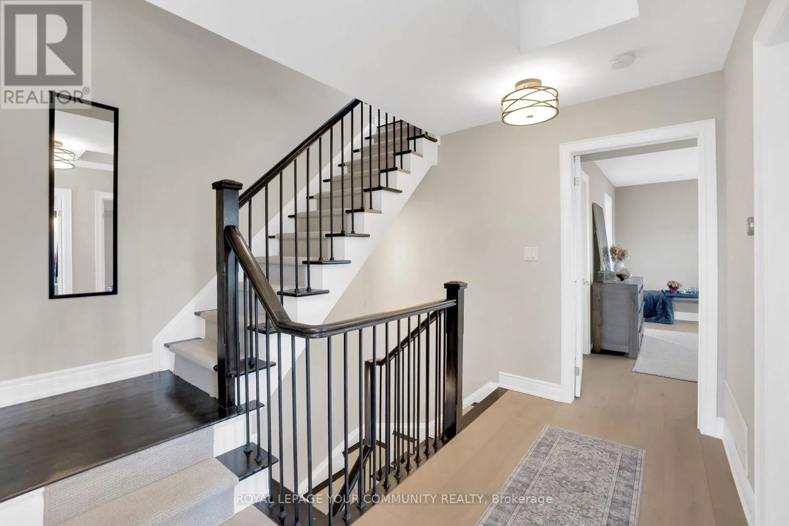 8 - 10060 KEELE STREET