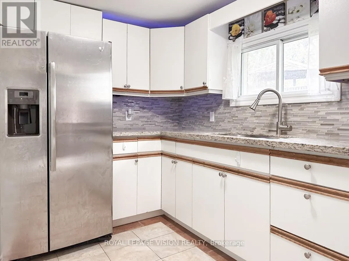 COACH HOUSE - 117 WILLIAM STREET