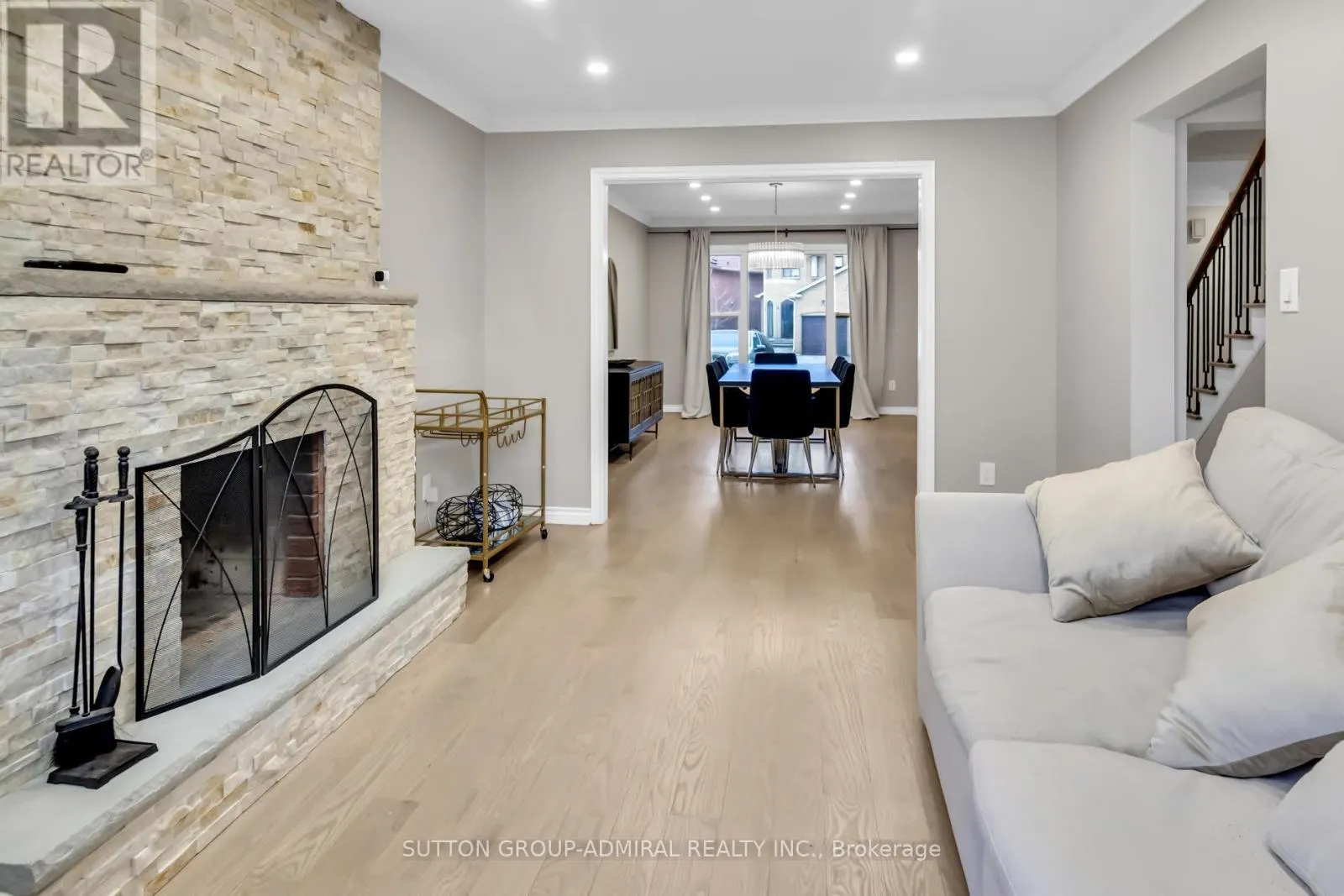 MAIN & 2ND - 119 MCCABE CRESCENT