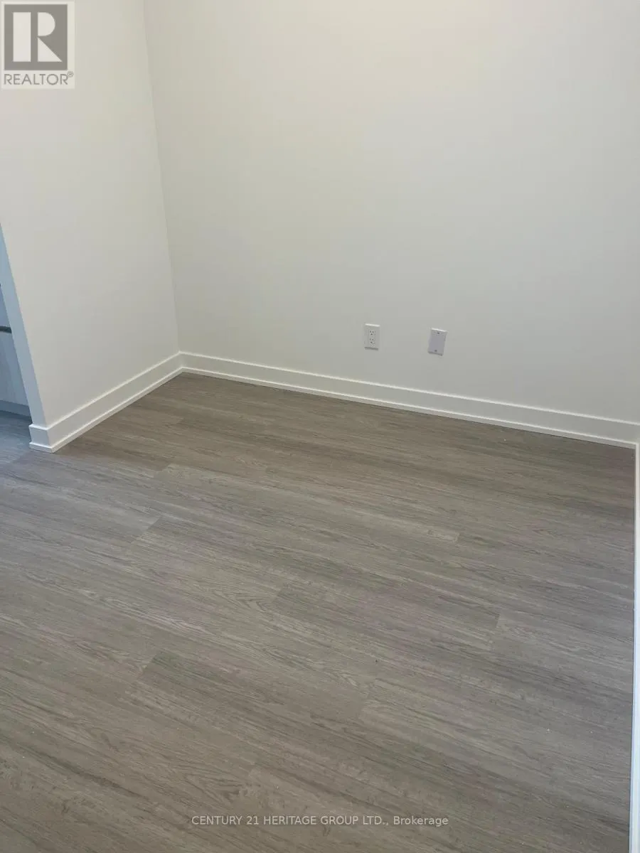 806 - 8188 YONGE STREET