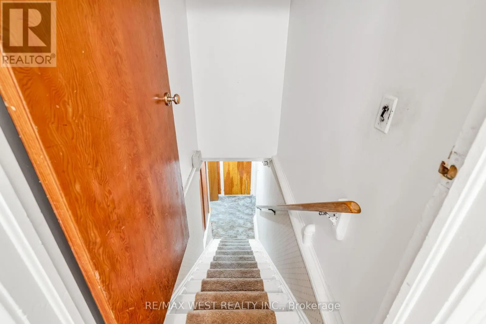 90 NAPIER STREET