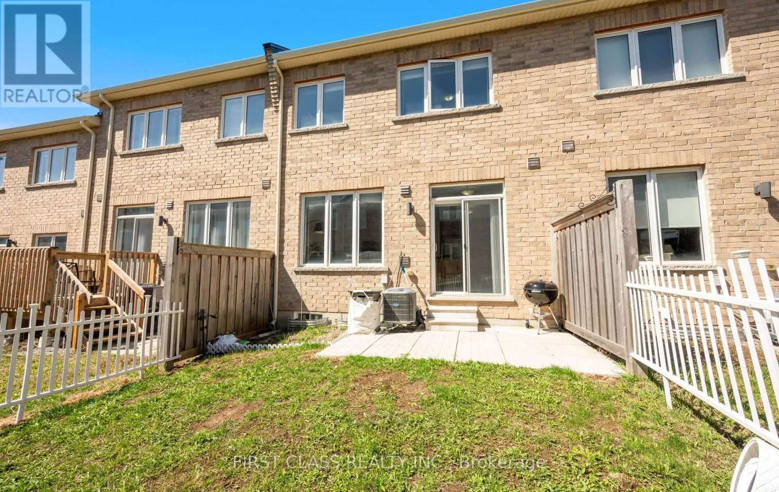 107 KNOTT END CRESCENT