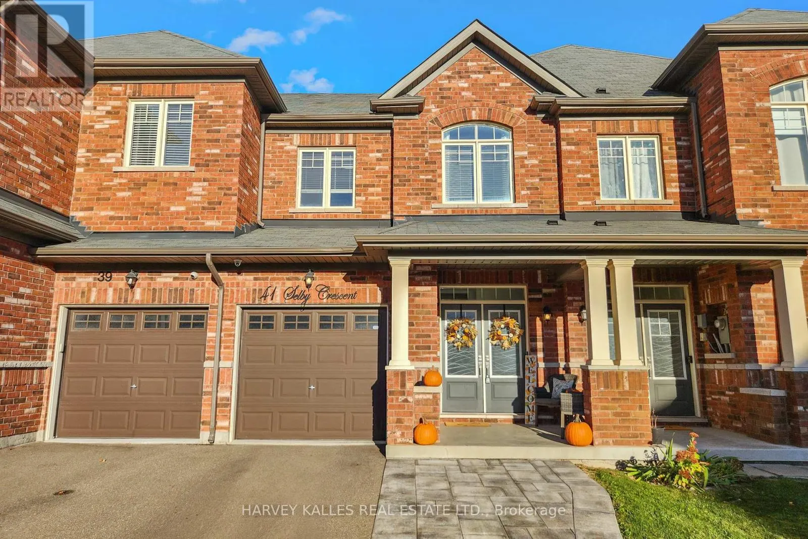 41 SELBY CRESCENT