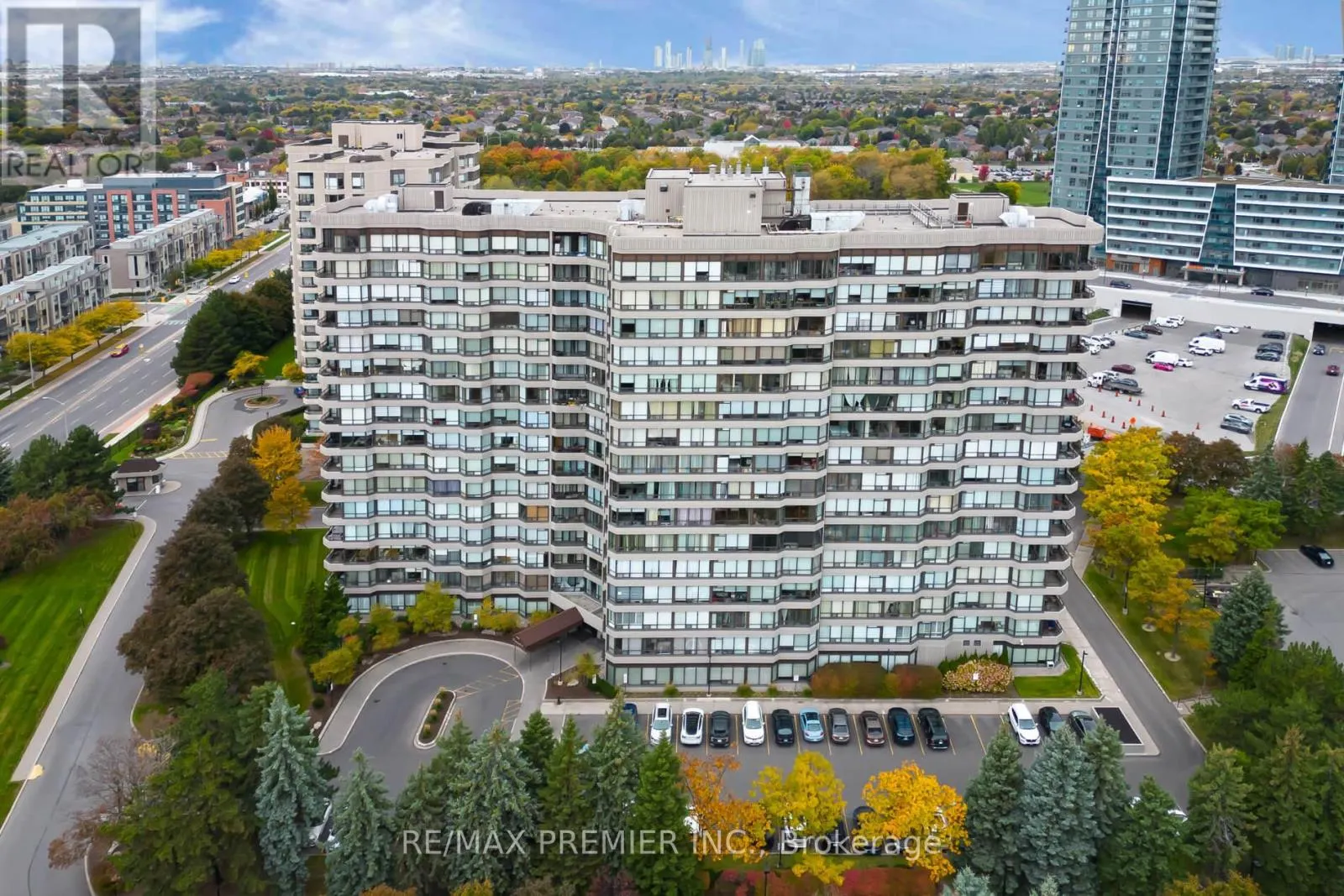 1614 - 7440 BATHURST STREET