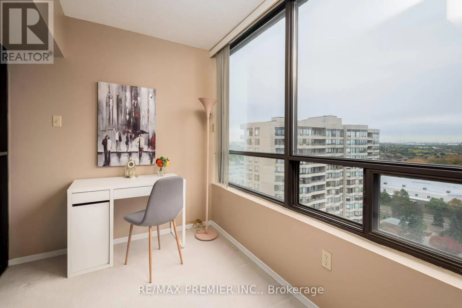 1614 - 7440 BATHURST STREET