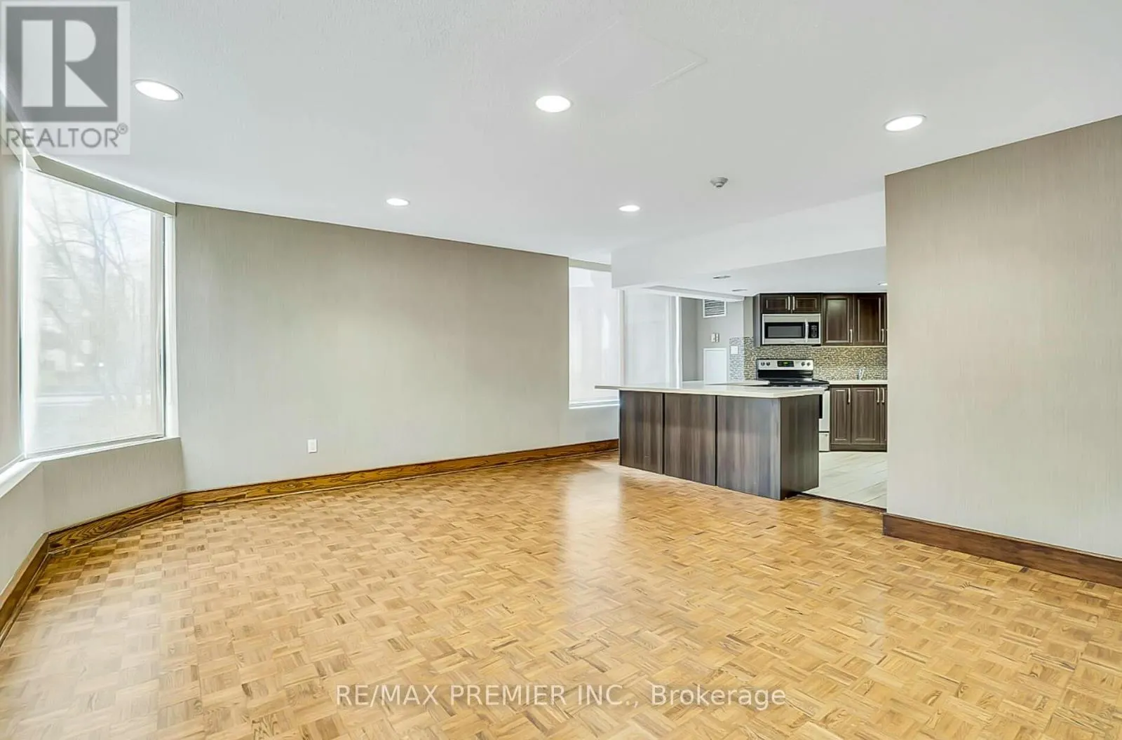 1614 - 7440 BATHURST STREET