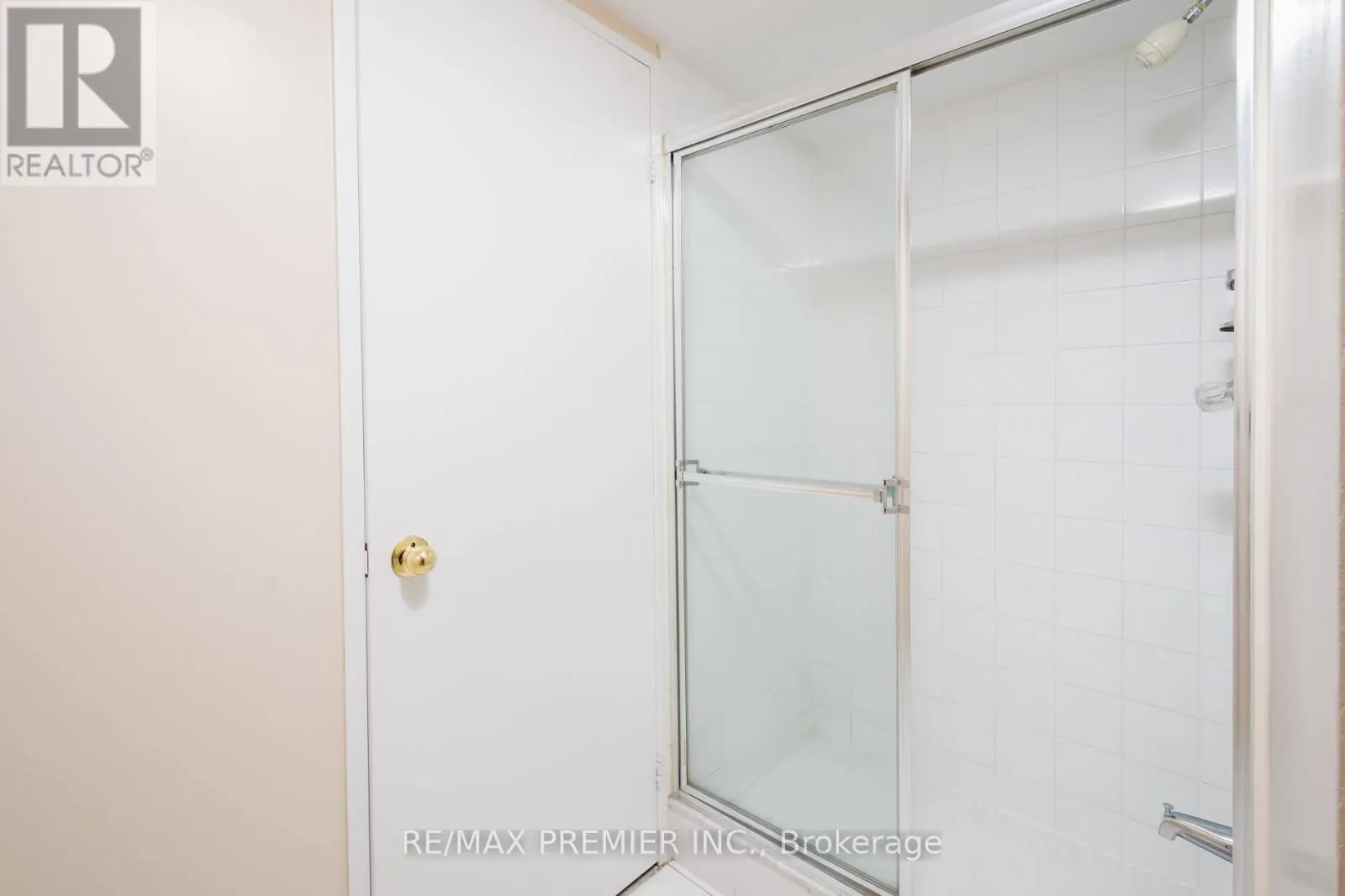 1614 - 7440 BATHURST STREET