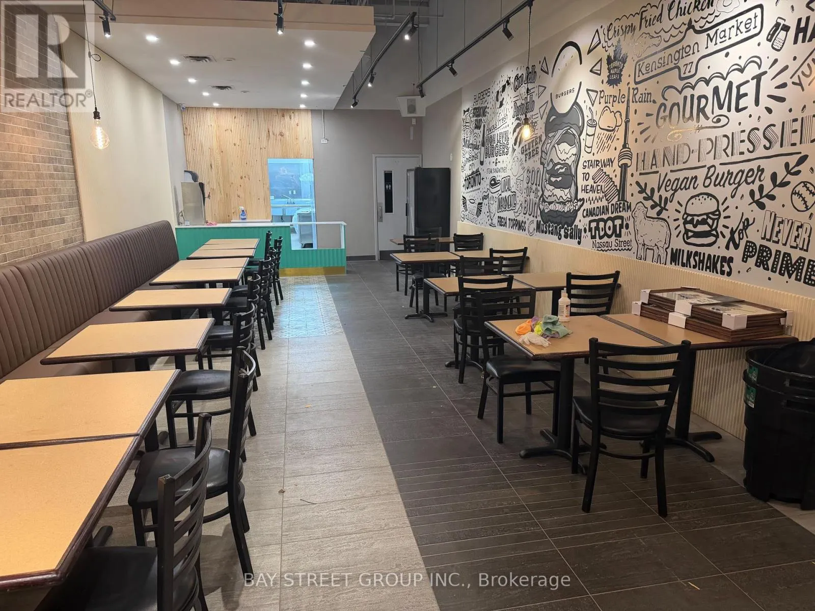 32 - 3175 RUTHERFORD ROAD