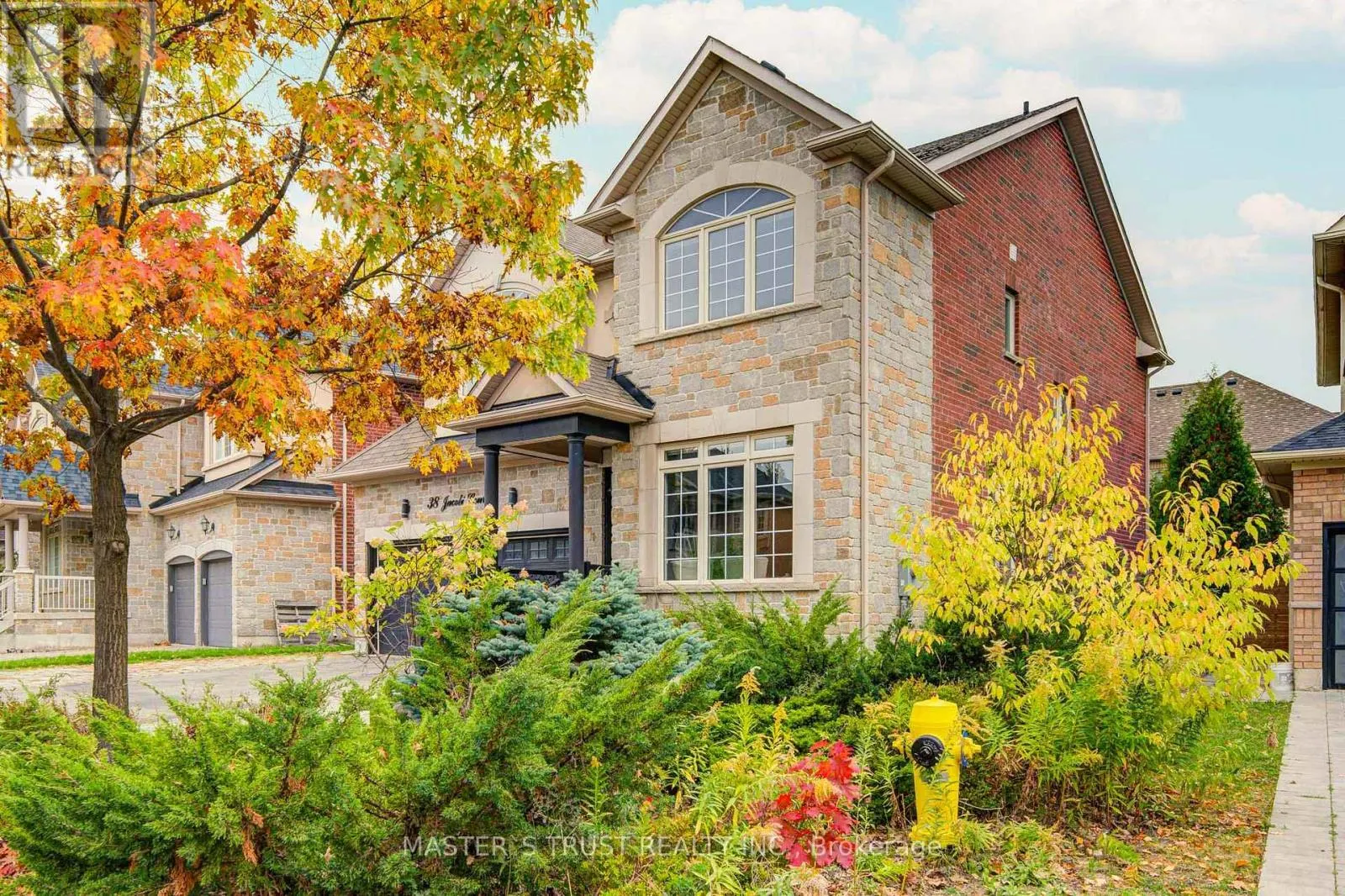 38 JACOBI COURT
