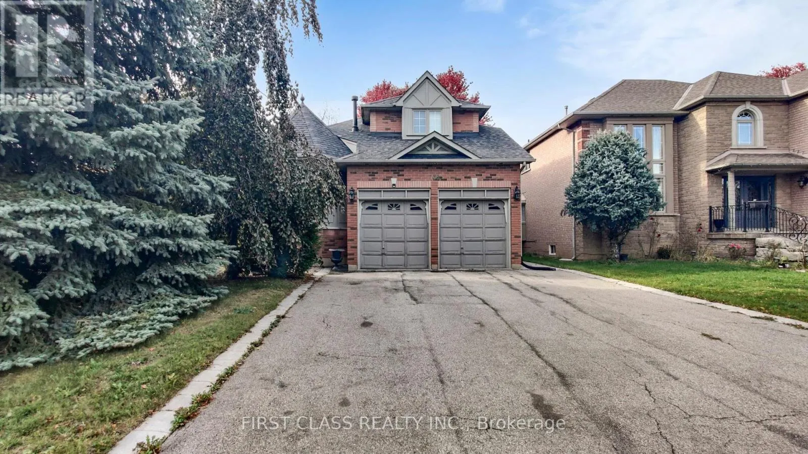 116 KINLOCH CRESCENT