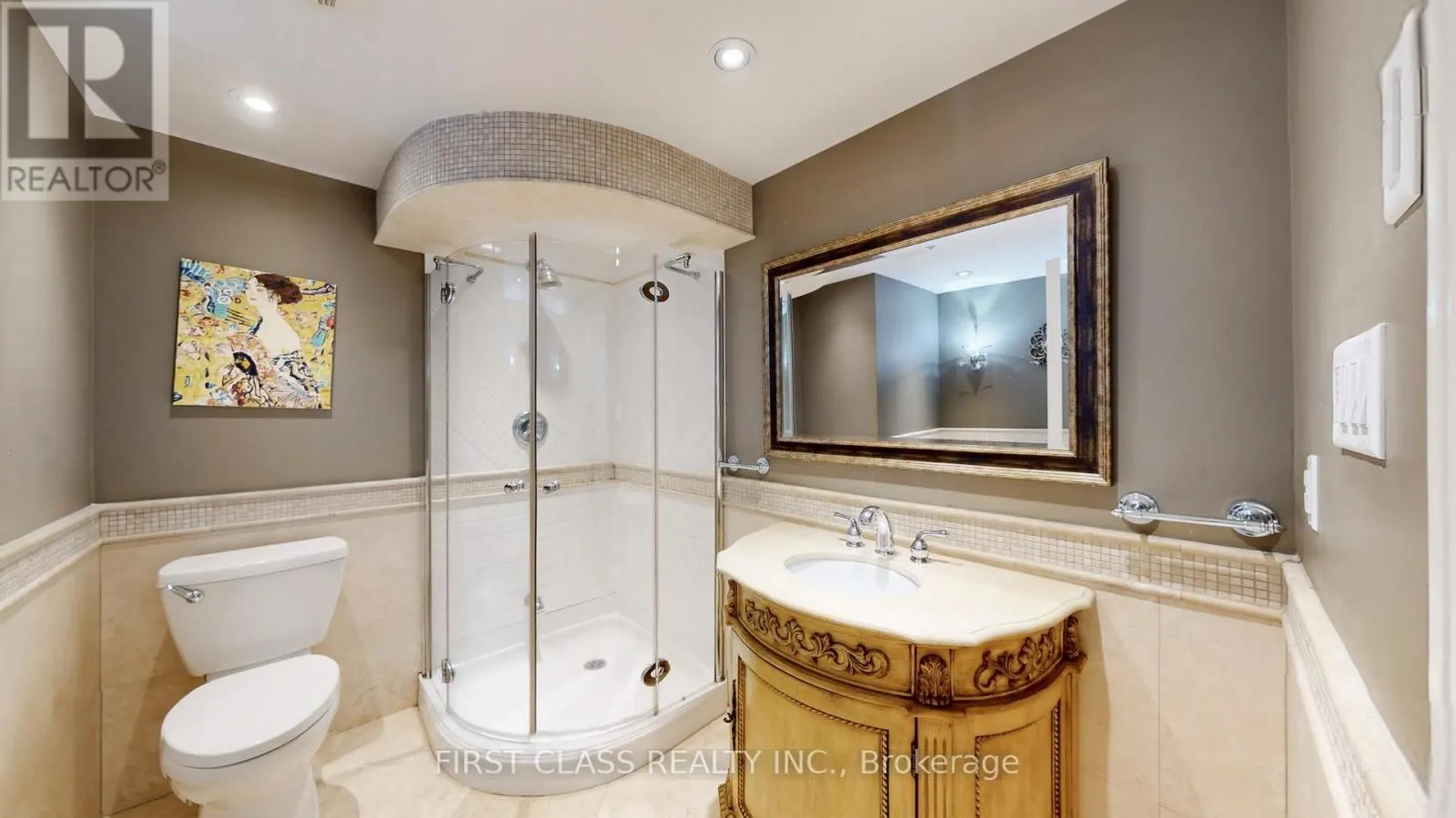 116 KINLOCH CRESCENT