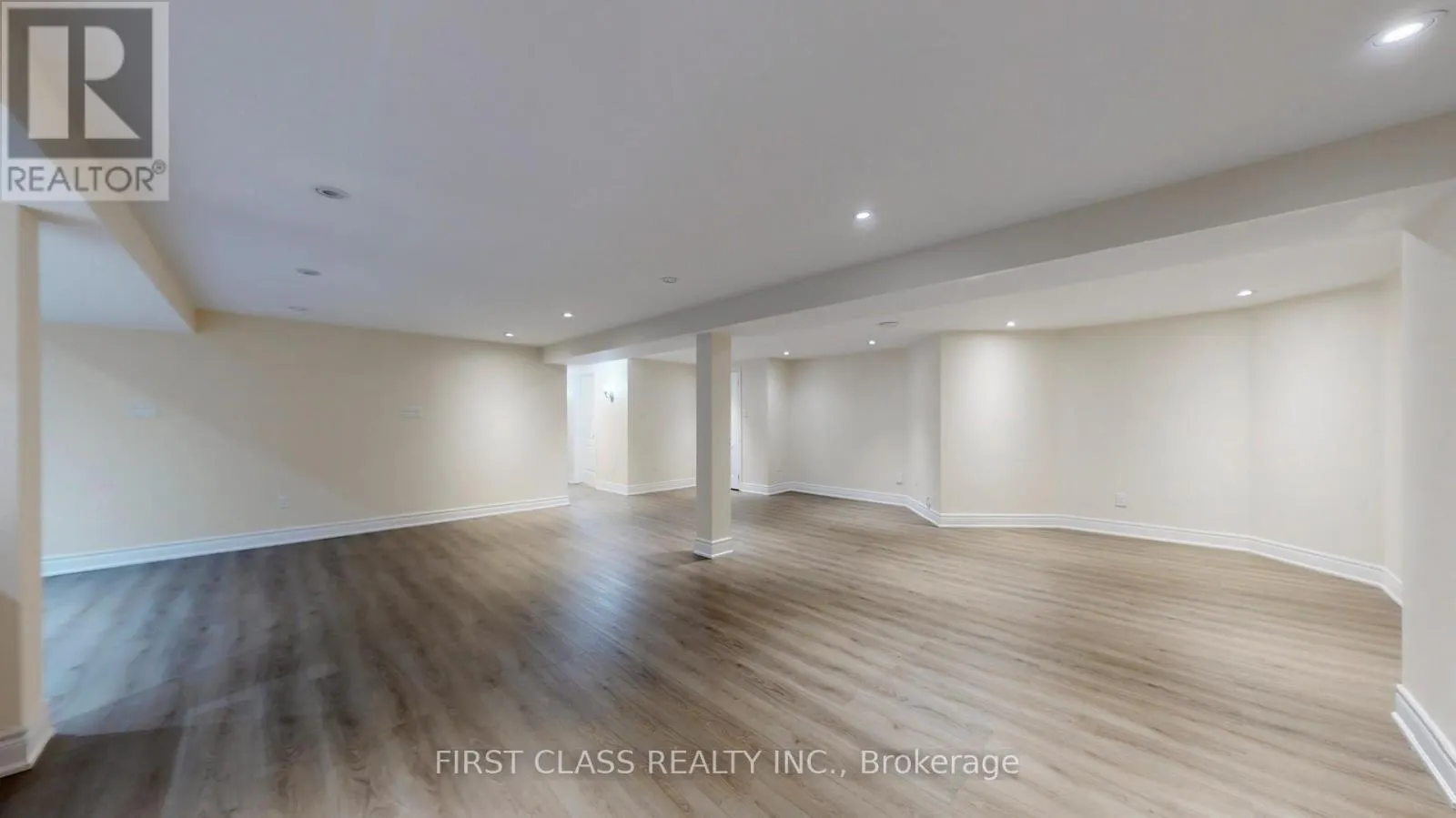 116 KINLOCH CRESCENT