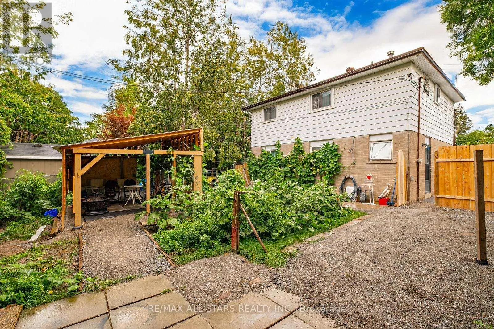 520 ELM ROAD