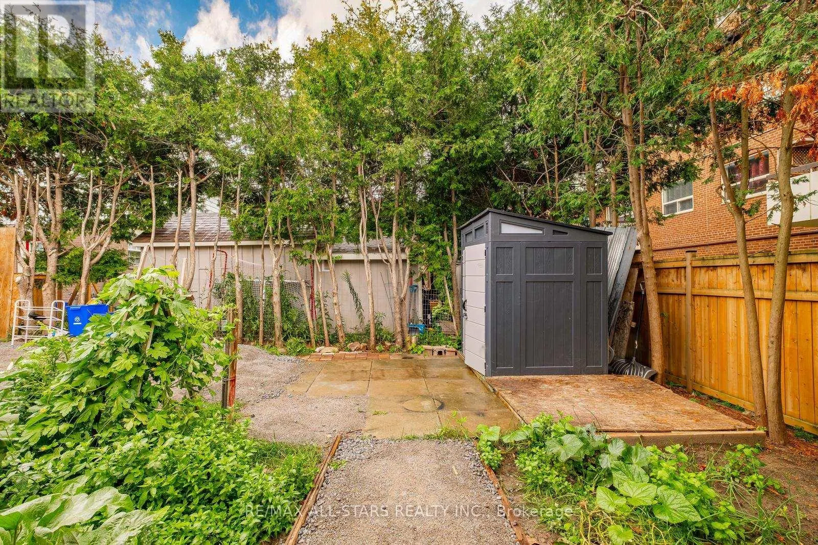 520 ELM ROAD