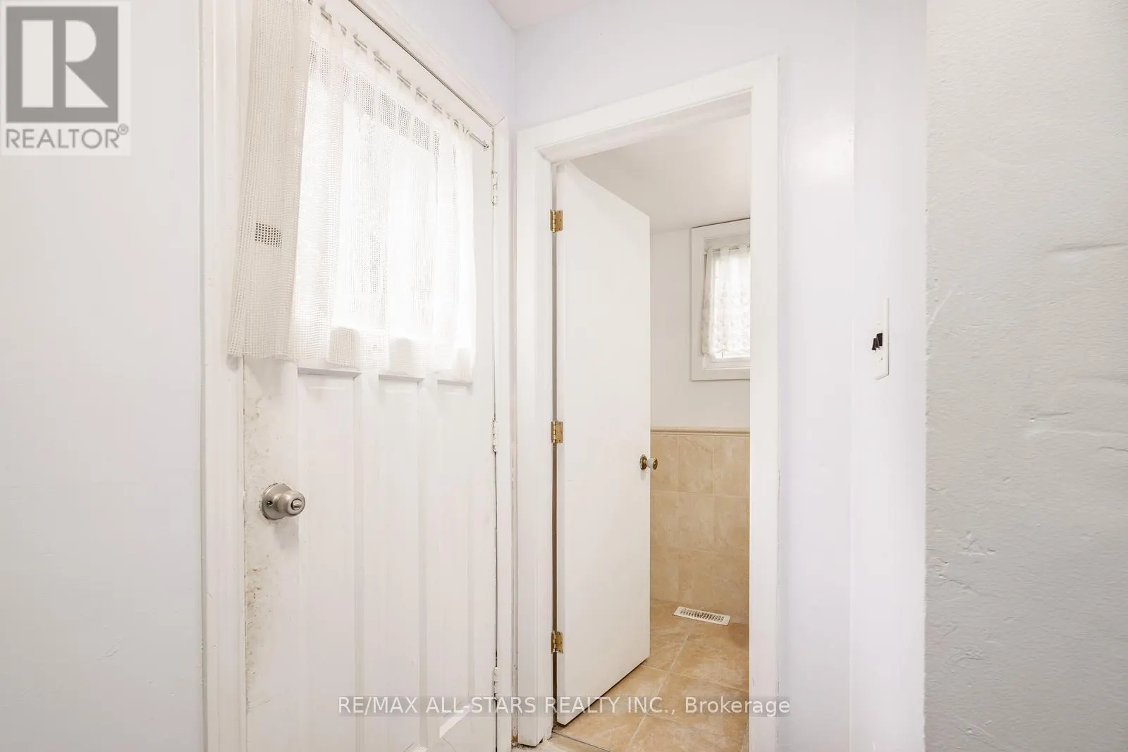 520 ELM ROAD
