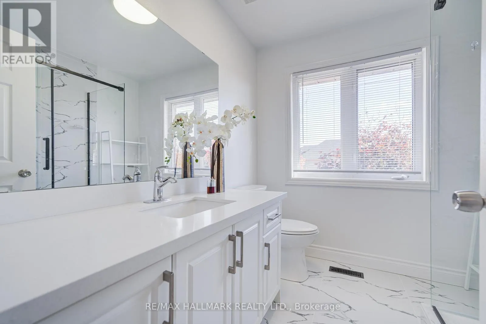 8 GLENDOWER CRESCENT