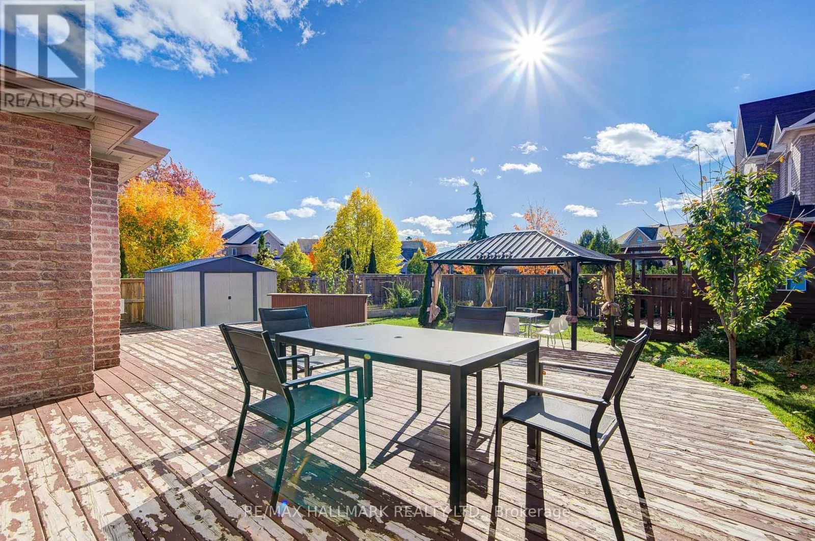 8 GLENDOWER CRESCENT