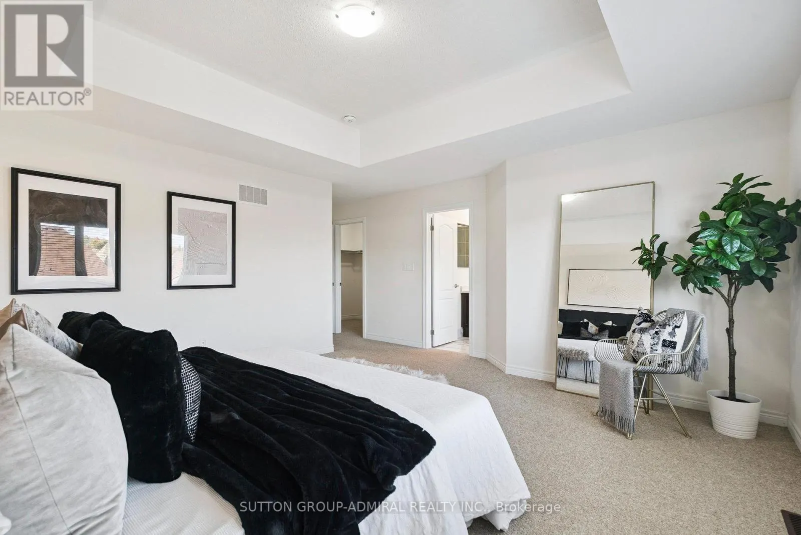 15 JOHN SMITH STREET