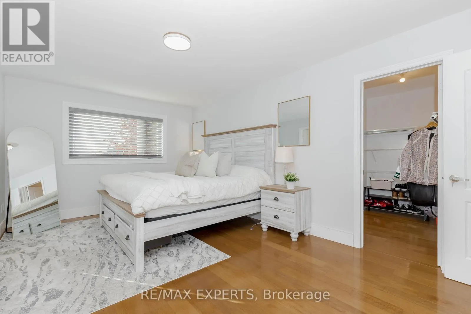 193 FAIRLANE CRESCENT