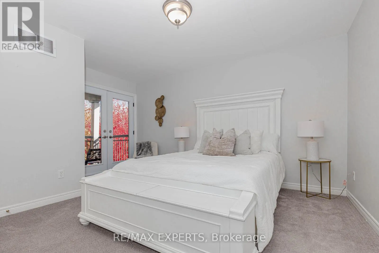 193 FAIRLANE CRESCENT