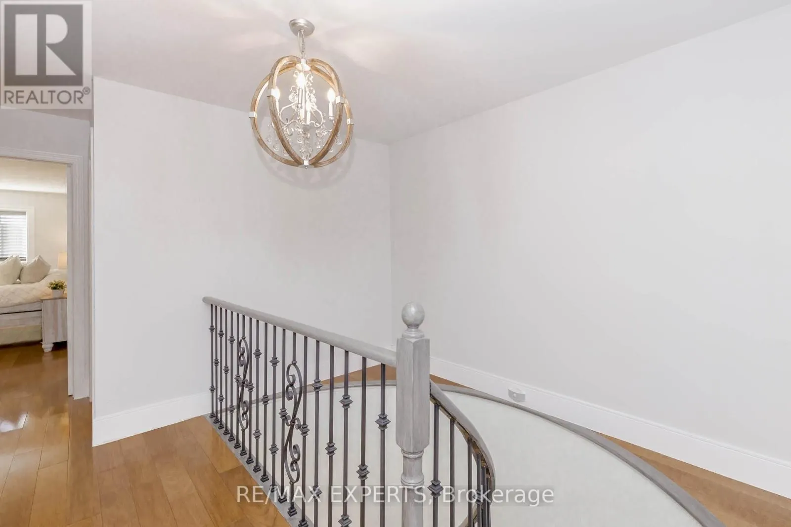 193 FAIRLANE CRESCENT
