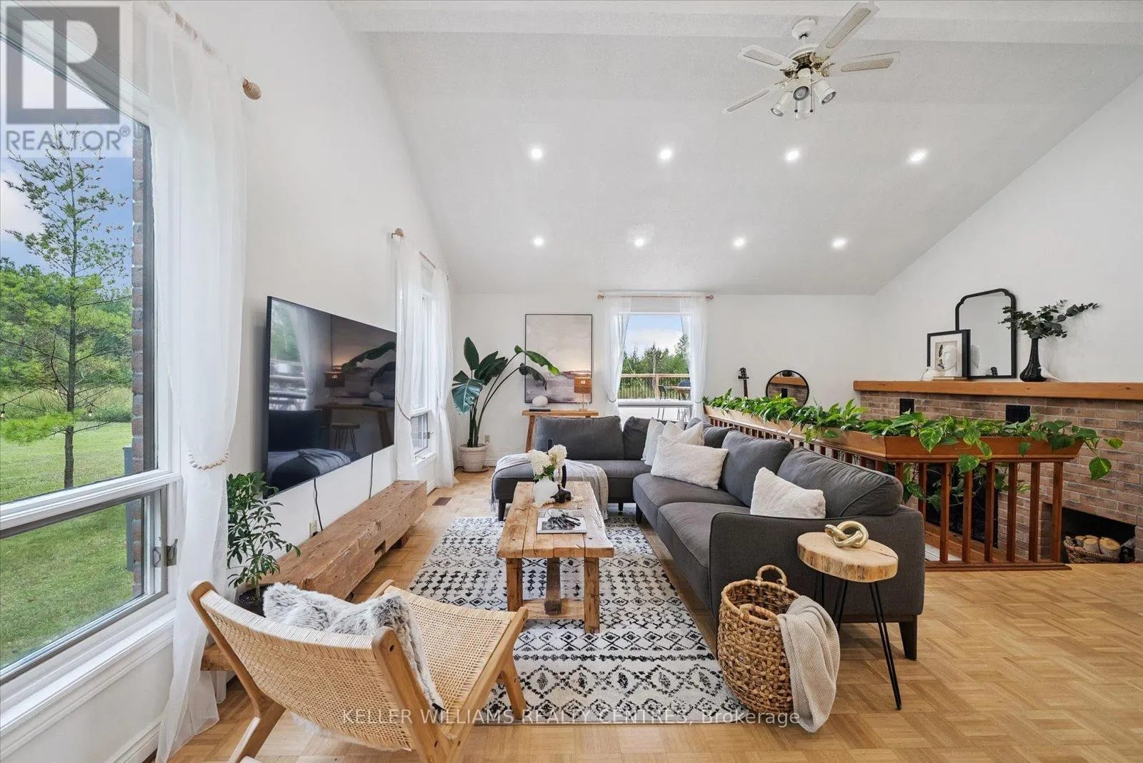 25154 VALLEY VIEW DRIVE