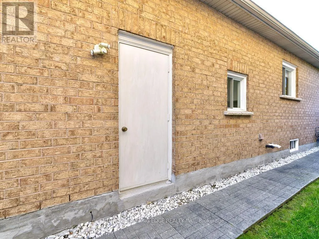52 SABISTON DRIVE