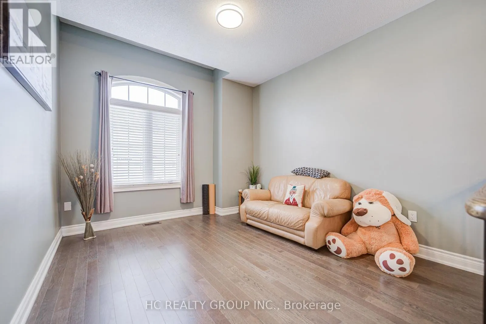 25 DEER PASS ROAD