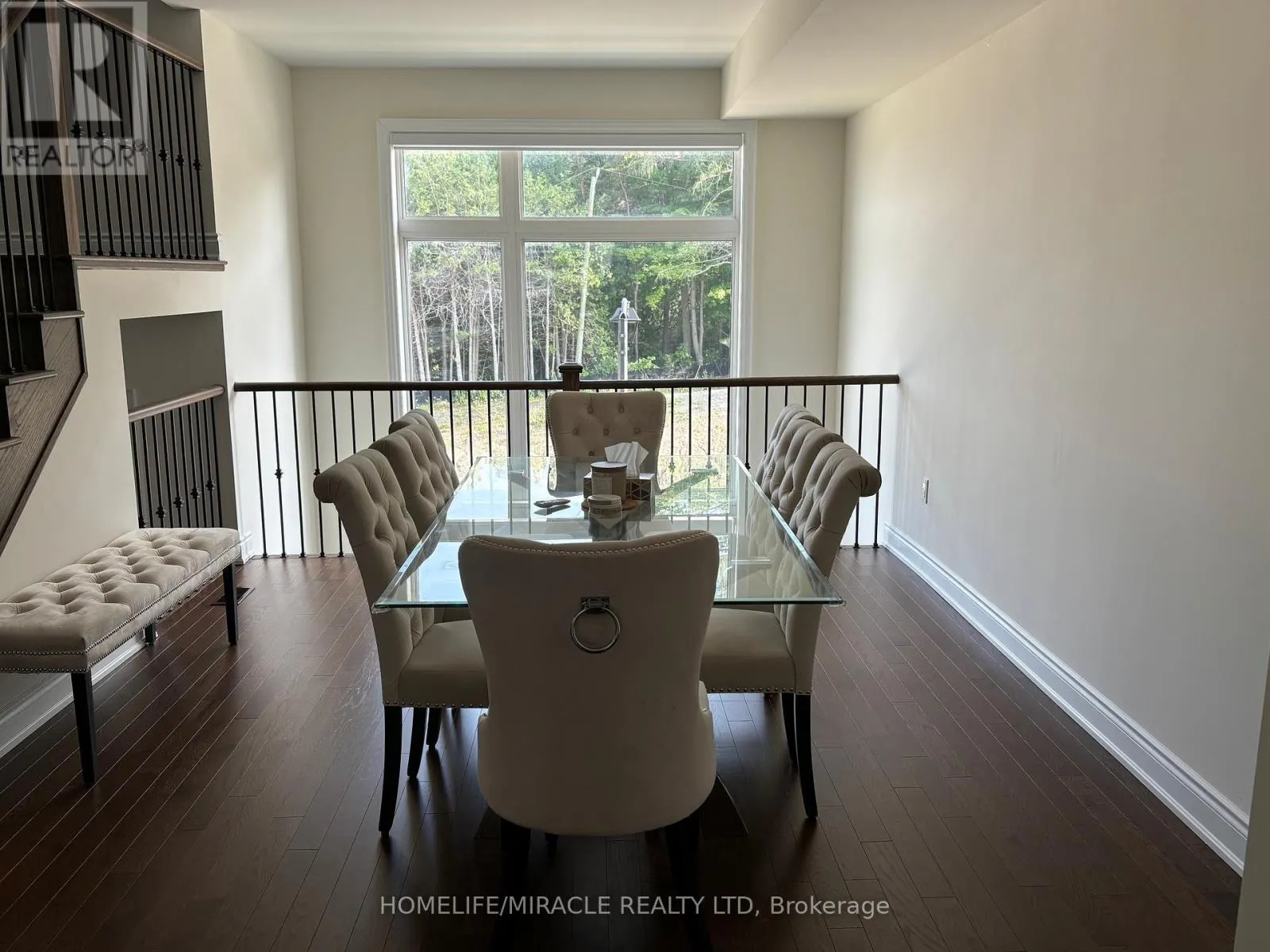 8 BENNINGTON ROAD