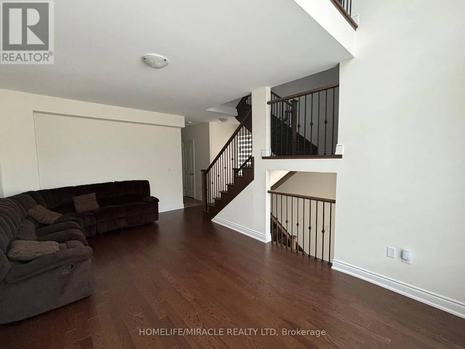 8 BENNINGTON ROAD