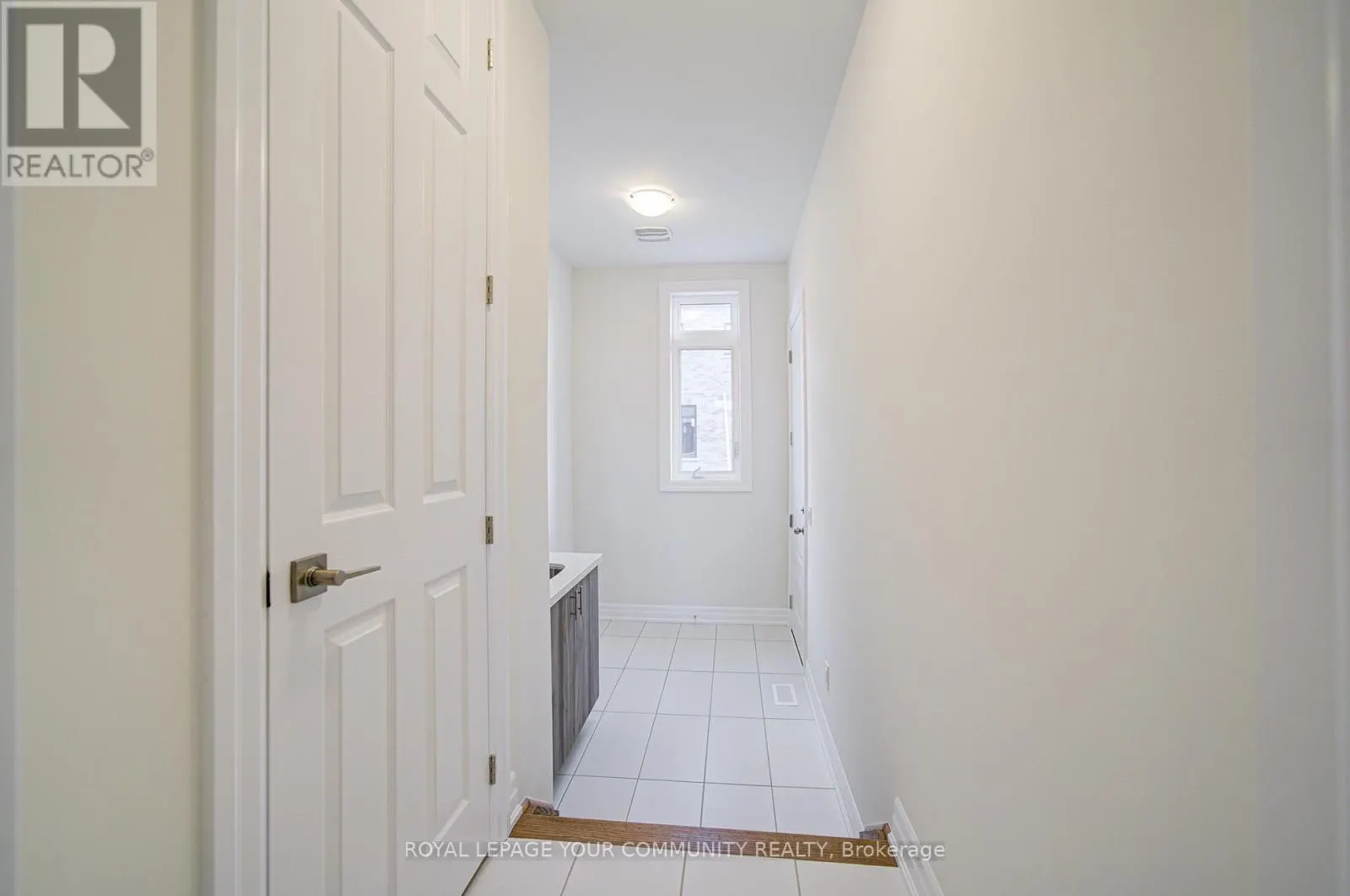 18 SHADYRIDGE STREET