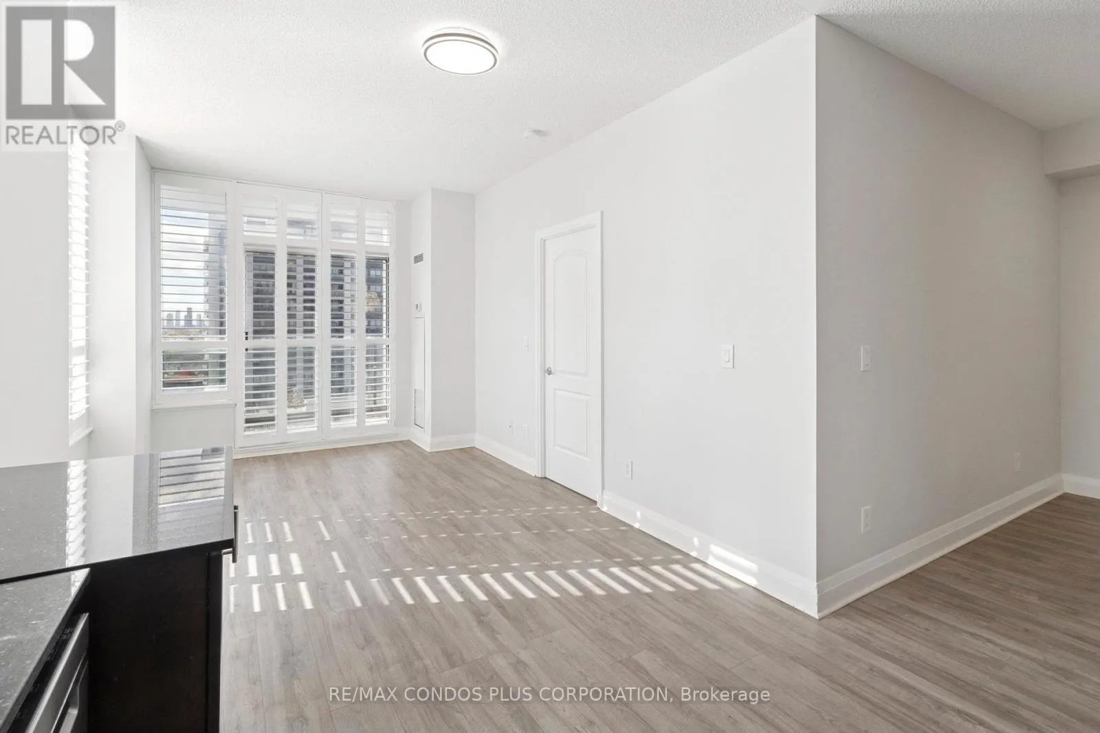 1108 - 20 NORTH PARK ROAD