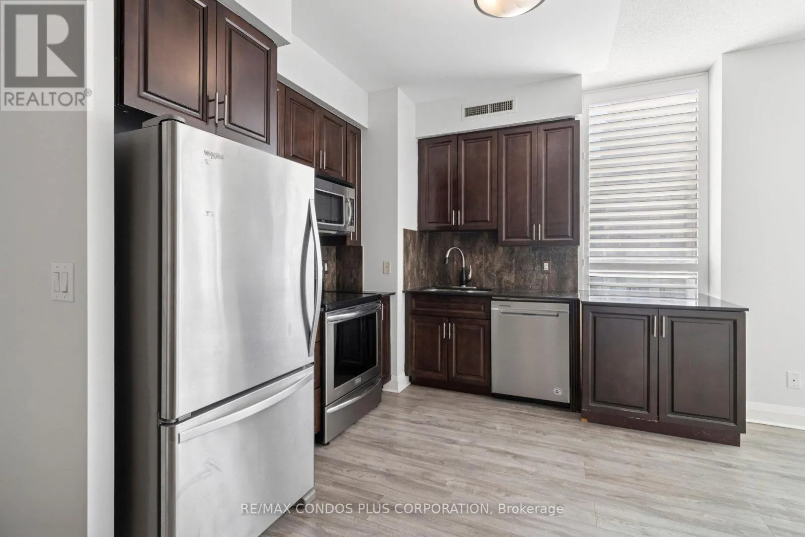 1108 - 20 NORTH PARK ROAD