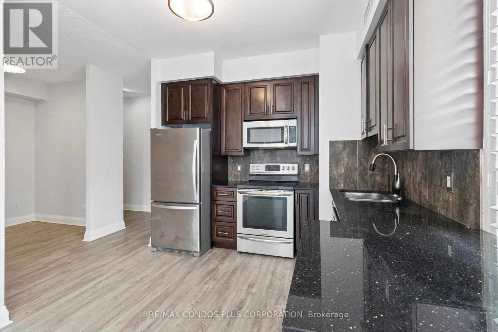 1108 - 20 NORTH PARK ROAD