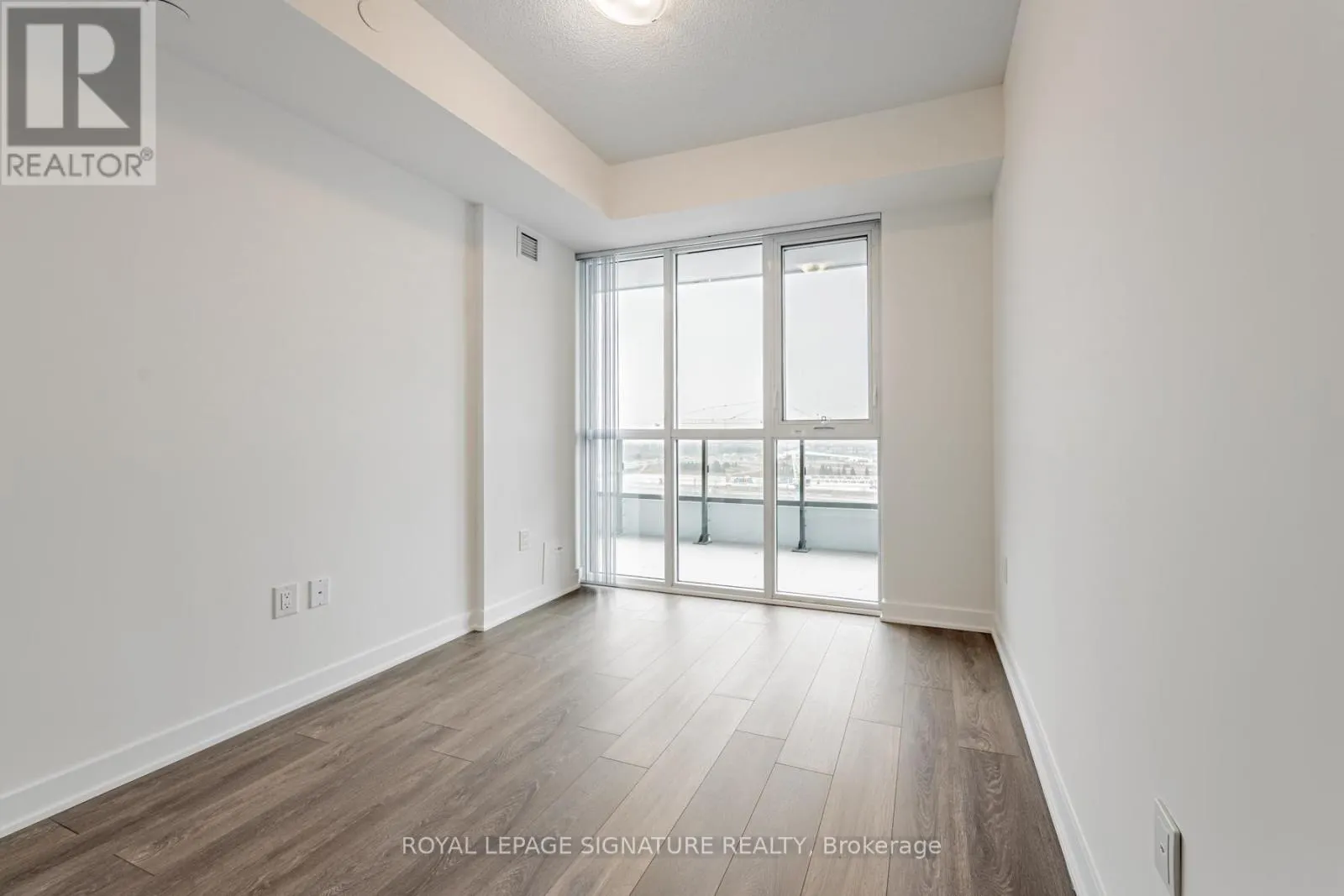 1507 - 10 HONEYCRISP CRESCENT