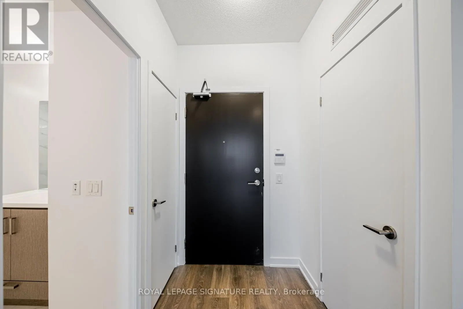 1507 - 10 HONEYCRISP CRESCENT